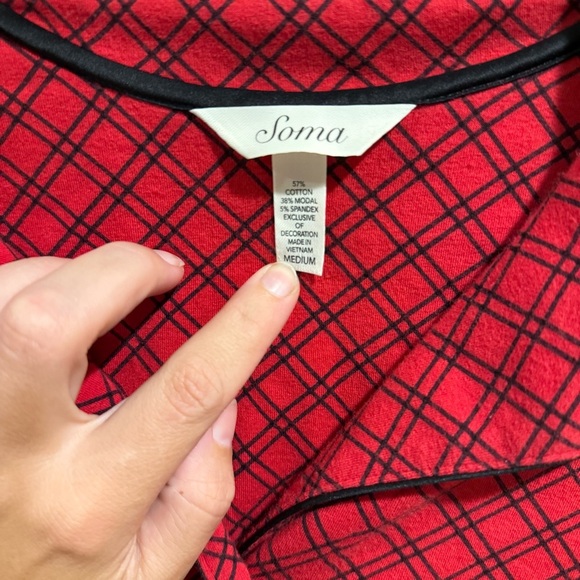 Soma Long Sleeve Button Front Pajama Top | Red Black Plaid | Medium - Picture 4 of 5